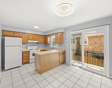 4601 Vernon Avenue - Photo Thumbnail 4