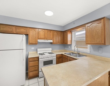 4601 Vernon Avenue - Photo Thumbnail 6