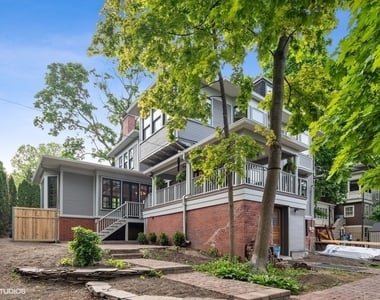 1217 Ridge Avenue - Photo Thumbnail 32