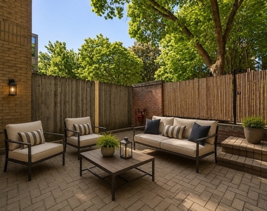 2365 N Wayne Avenue - Photo Thumbnail 13