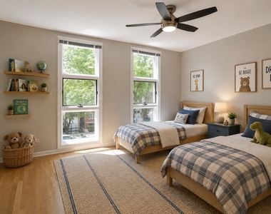 2365 N Wayne Avenue - Photo Thumbnail 10