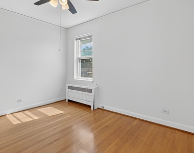 11207 S Emerald Avenue - Photo Thumbnail 14