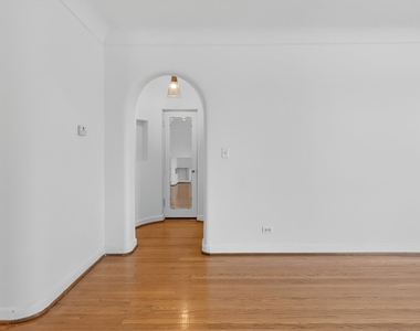 11207 S Emerald Avenue - Photo Thumbnail 8