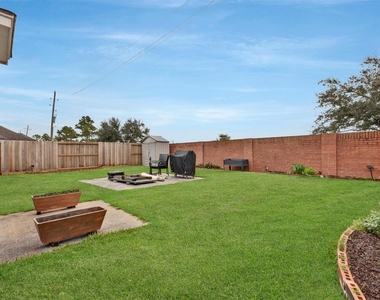 2911 Ashbrook Lane - Photo Thumbnail 20