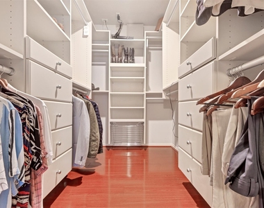 2911 Ashbrook Lane - Photo Thumbnail 14
