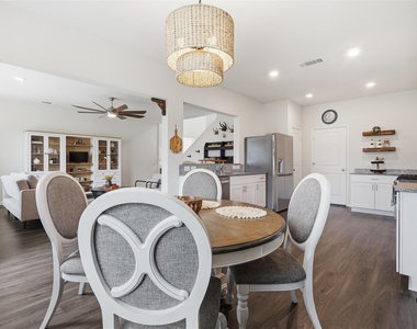 11739 Armadale Drive - Photo Thumbnail 8