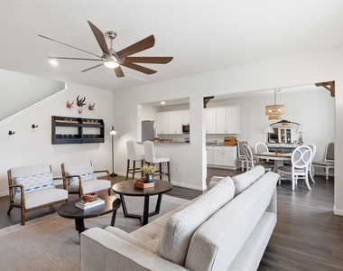 11739 Armadale Drive - Photo Thumbnail 5