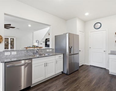 11739 Armadale Drive - Photo Thumbnail 10