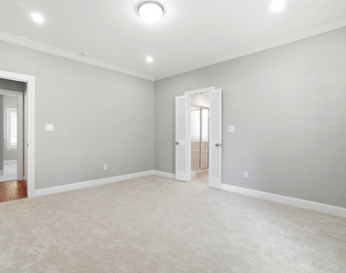 502 Louisa Street - Photo Thumbnail 23