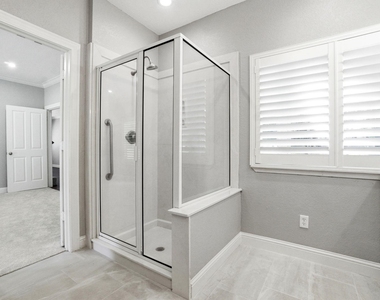 502 Louisa Street - Photo Thumbnail 25