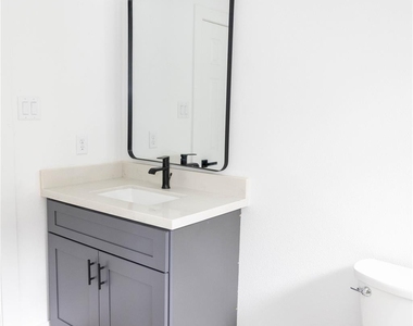 8208 Knox Street - Photo Thumbnail 5