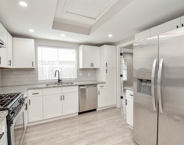 22018 Grand Forks Drive - Photo Thumbnail 20
