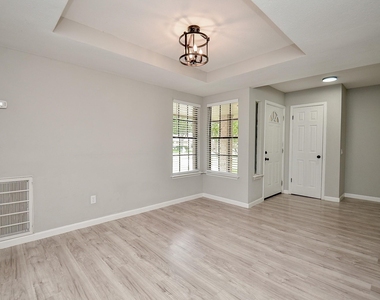 22018 Grand Forks Drive - Photo Thumbnail 9
