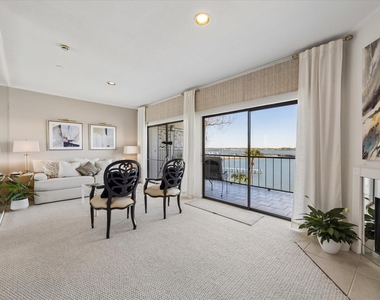 351 Lakeside Lane - Photo Thumbnail 12