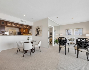 351 Lakeside Lane - Photo Thumbnail 10