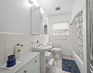 2311 Addison Road - Photo Thumbnail 10
