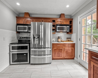 2311 Addison Road - Photo Thumbnail 17