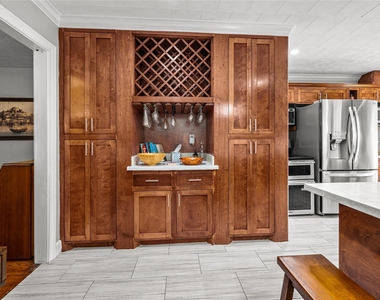 2311 Addison Road - Photo Thumbnail 14