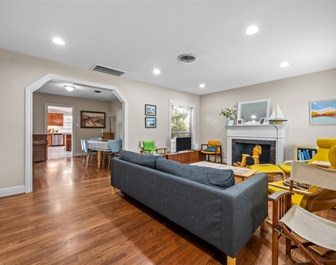 2311 Addison Road - Photo Thumbnail 26