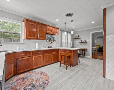 2311 Addison Road - Photo Thumbnail 20