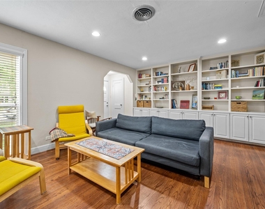 2311 Addison Road - Photo Thumbnail 28