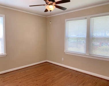 307 Avondale Street - Photo Thumbnail 18