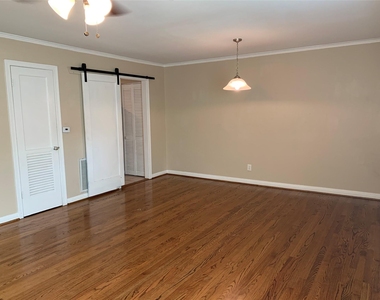 307 Avondale Street - Photo Thumbnail 5