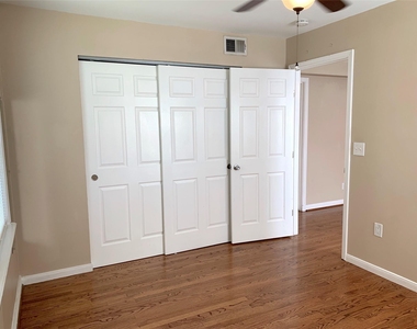 307 Avondale Street - Photo Thumbnail 19