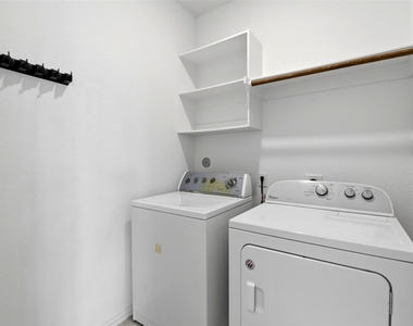 1618 Rosedale Drive - Photo Thumbnail 22