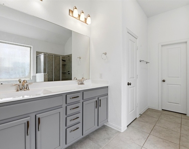 1618 Rosedale Drive - Photo Thumbnail 19