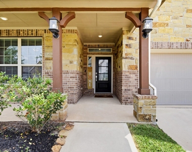 1618 Rosedale Drive - Photo Thumbnail 3