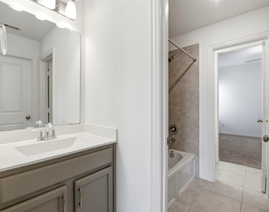 1618 Rosedale Drive - Photo Thumbnail 31