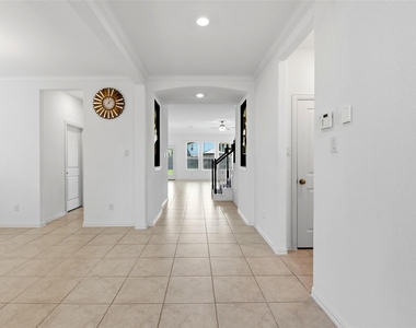 1618 Rosedale Drive - Photo Thumbnail 6
