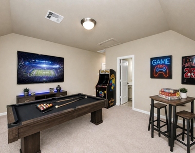 6110 Dovetail Cliff Court - Photo Thumbnail 15