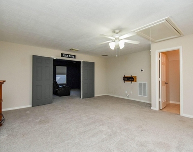 28026 Rusty Hawthorne Drive - Photo Thumbnail 16