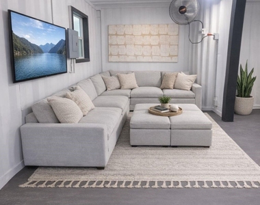 5036 Golden Forest Drive - Photo Thumbnail 4