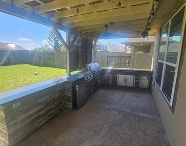 11518 Harmony Summit Trace - Photo Thumbnail 31