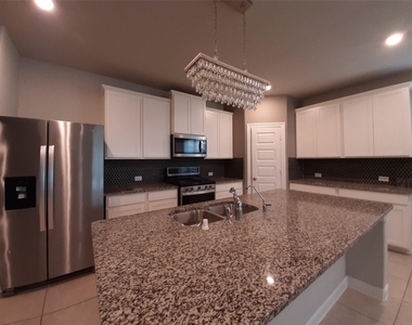 11518 Harmony Summit Trace - Photo Thumbnail 7