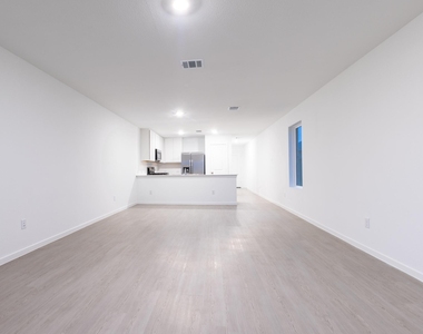 31406 Pratola Serra Circle - Photo Thumbnail 5