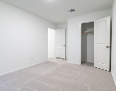 31406 Pratola Serra Circle - Photo Thumbnail 19