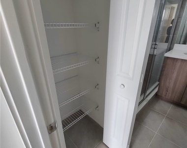 5573 Cobalto Way - Photo Thumbnail 27