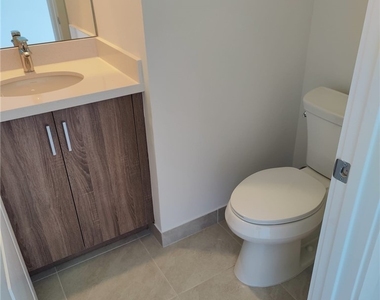 5573 Cobalto Way - Photo Thumbnail 12