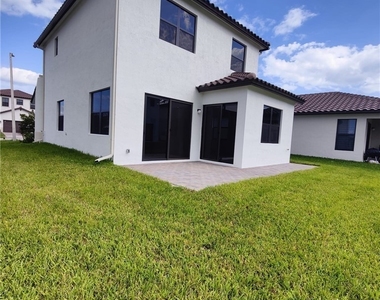5573 Cobalto Way - Photo Thumbnail 32