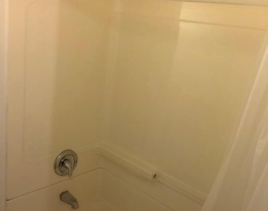 147 N State - Photo Thumbnail 13
