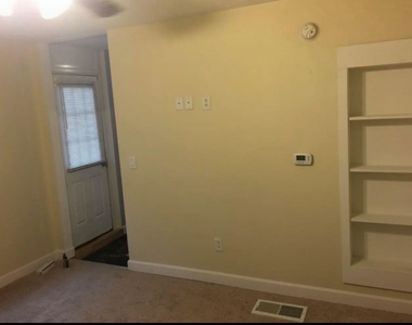 147 N State - Photo Thumbnail 9