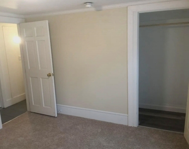 147 N State - Photo Thumbnail 1