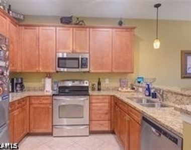 11890 Paseo Grande Boulevard - Photo Thumbnail 5