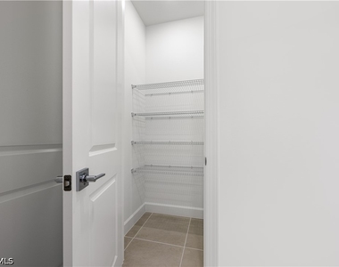 19218 Hinkley Drive - Photo Thumbnail 28