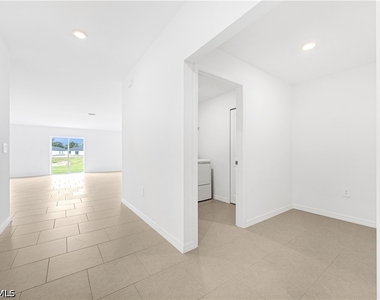 17158 Pompeii Way - Photo Thumbnail 10