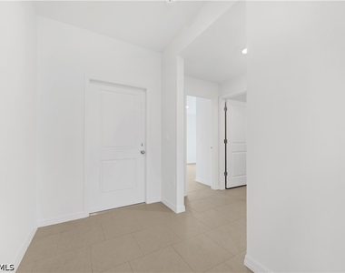 17158 Pompeii Way - Photo Thumbnail 6